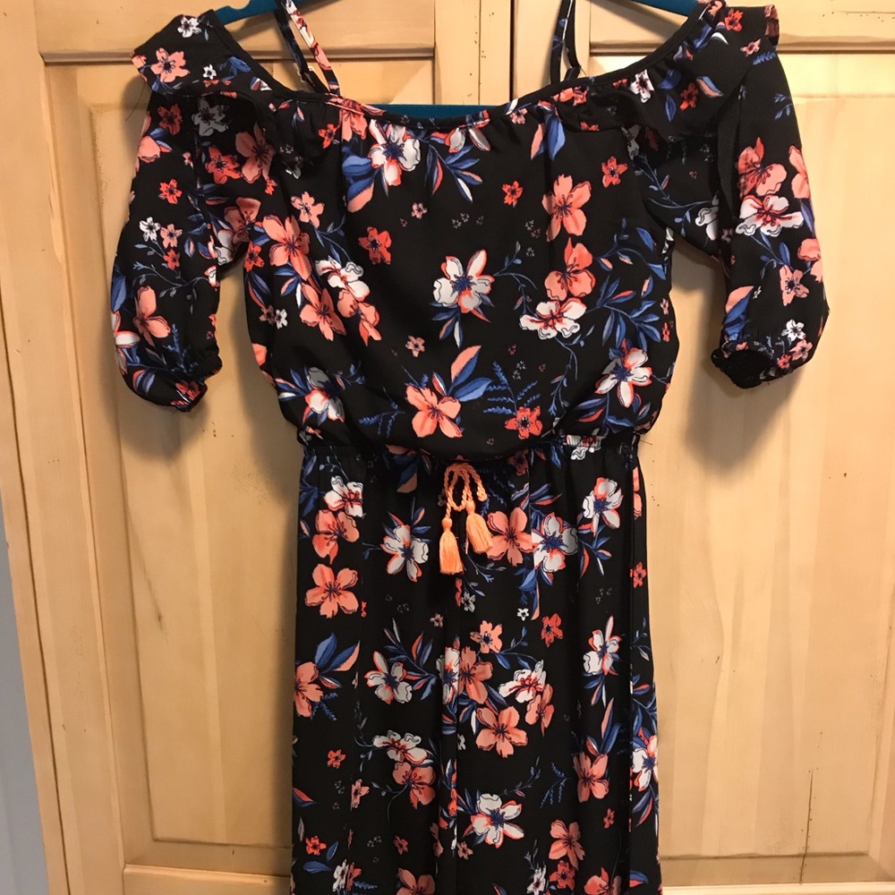 Tamara girls, size medium romper.